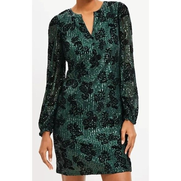 Loft Sequin Button Dress Velvet Floral Embellishments NWT Size 4 Holidays - Picture 1 of 11